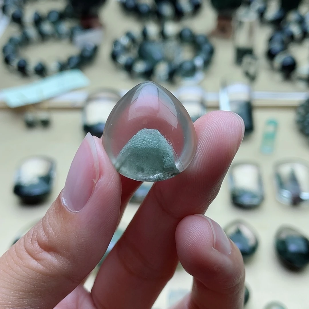 水晶颈饰未镶嵌绿幽灵金字塔水滴