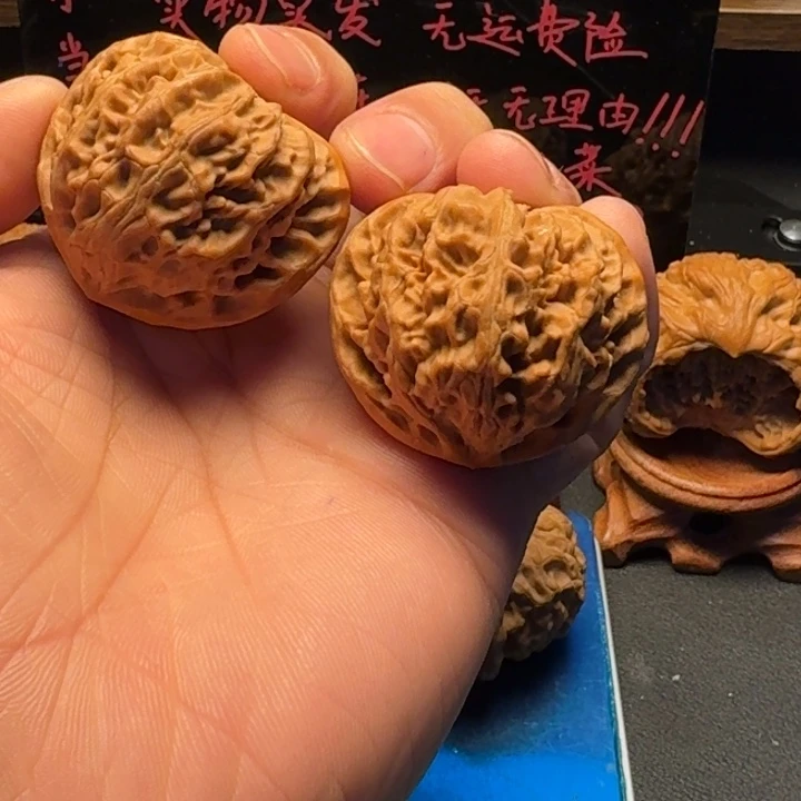 文玩核桃吊坠有修宫灯41