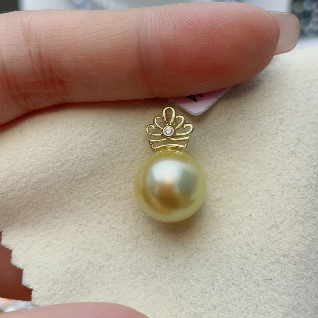 18K金镶嵌海水珍珠颈饰w75