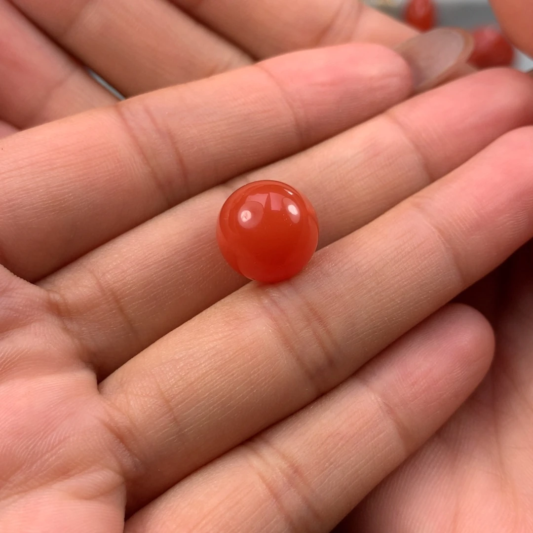 南红玛瑙珠子未镶嵌