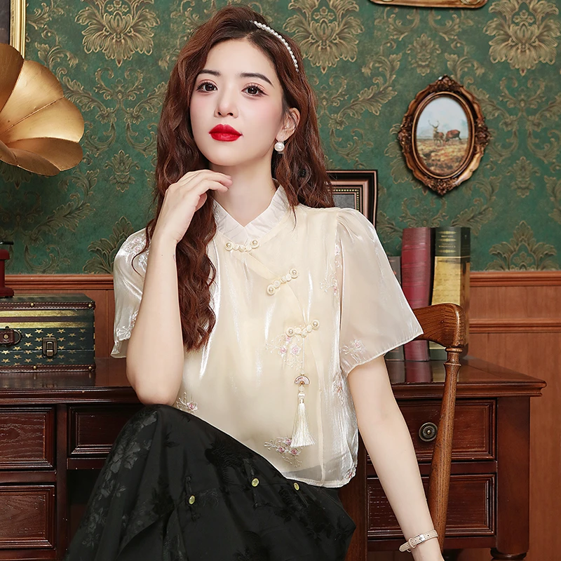 2025夏季盘扣新中式轻国风显瘦衬衫女立领刺绣短款气质古风文艺
