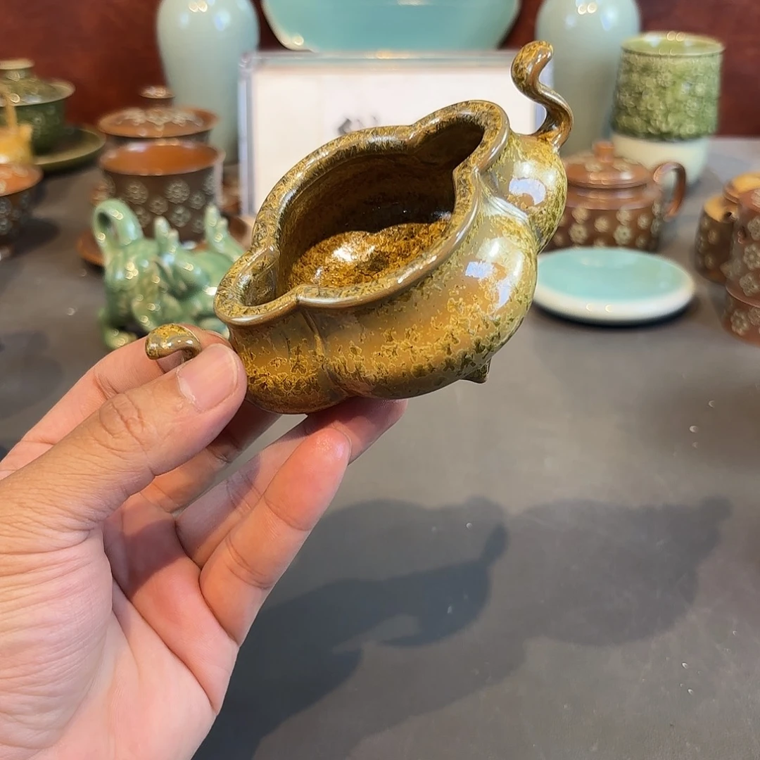 瓷片龙泉青瓷福利青瓷