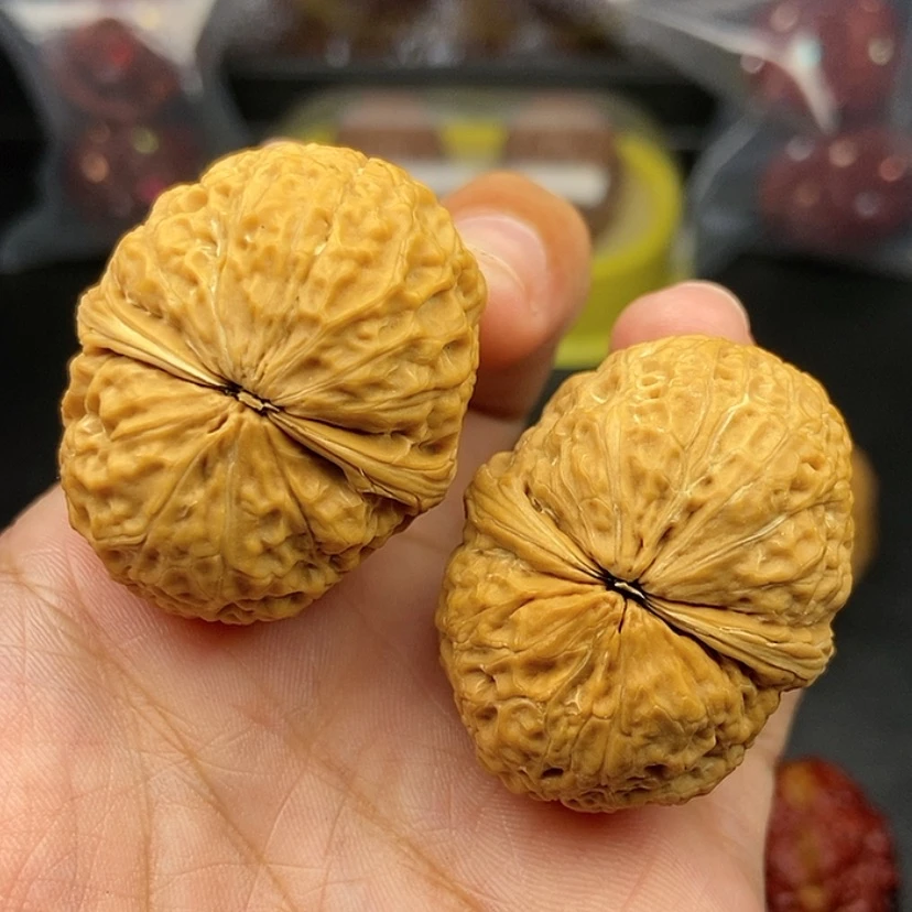 【闪购商品】把件文玩核桃38尺鱼子元宝
