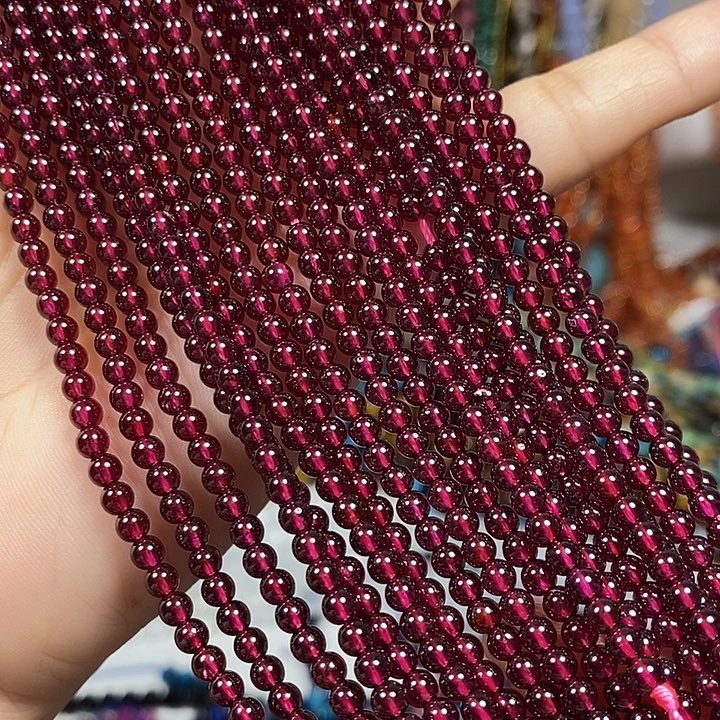 玛瑙/玉髓未镶嵌珠宝半成品天然石榴石卡3.7mm一条