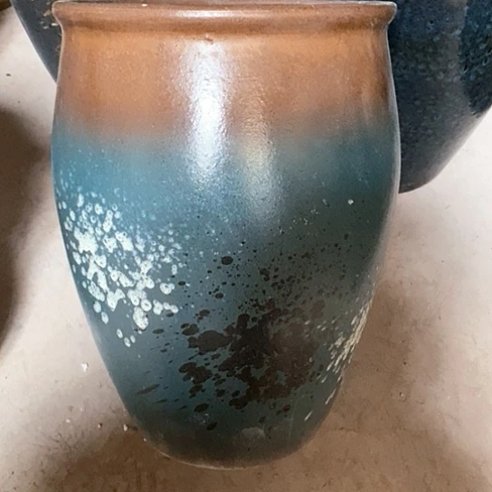 紫砂花盆口25高度36绿泼墨处理