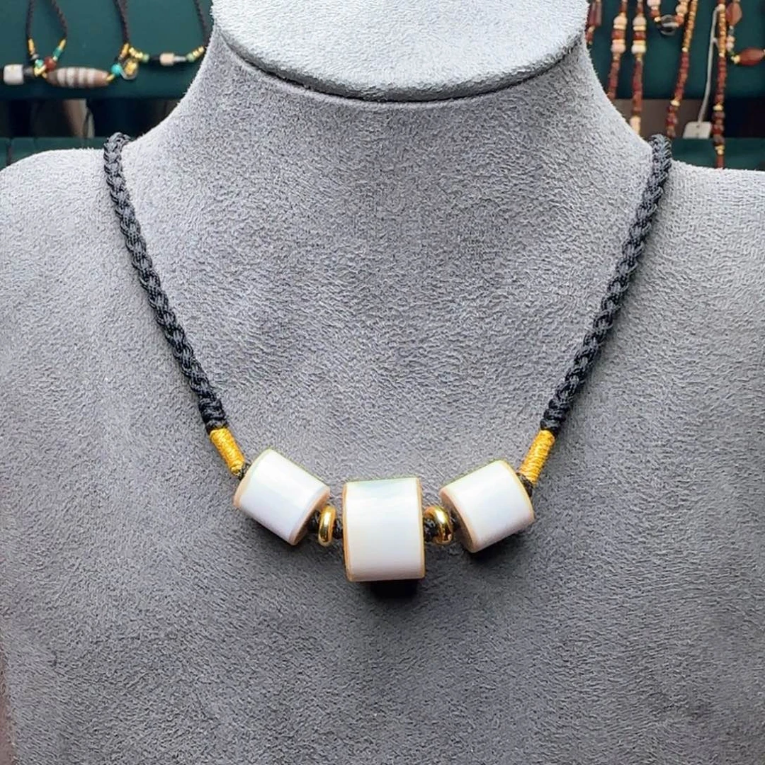 未镶嵌颈饰玛瑙/玉髓