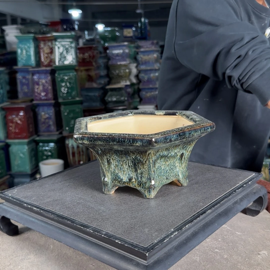 一风堂石湾花盆。