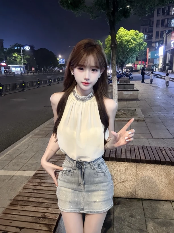 【轻奢领口镶钻无袖纱纱衬衣】