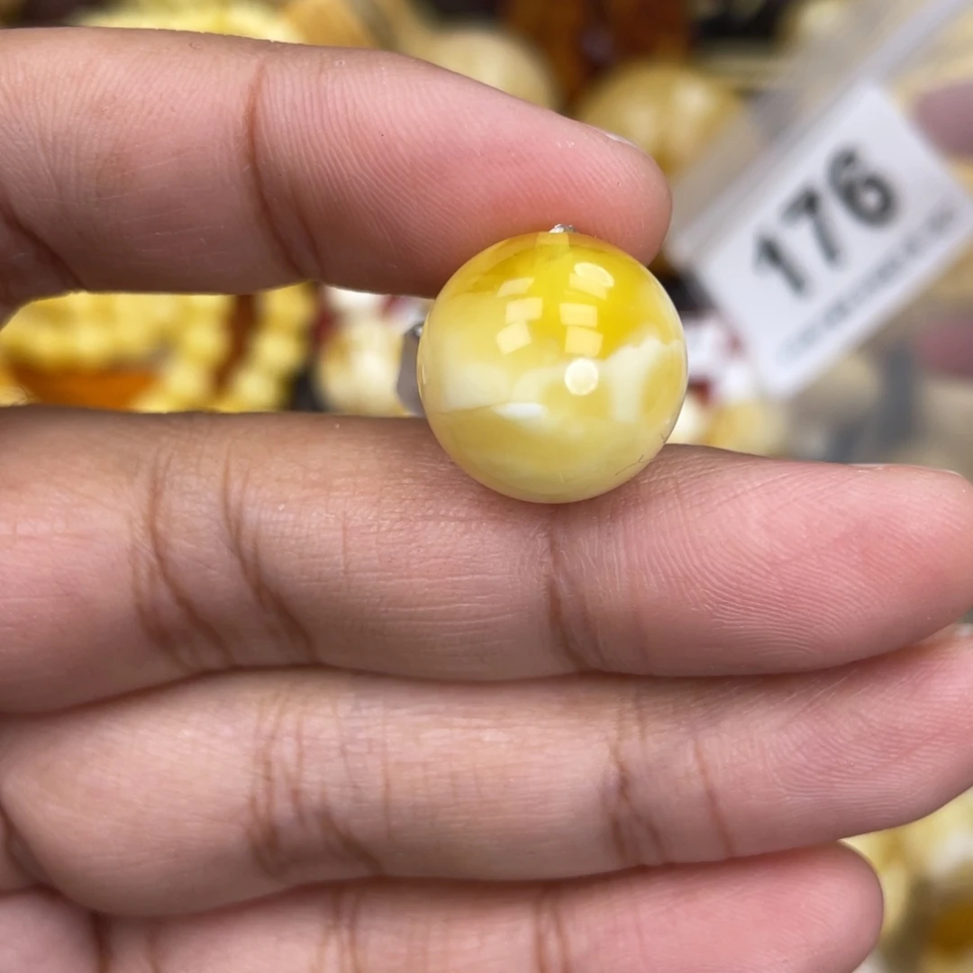 蜜蜡未镶嵌珠宝奇石粉16.5