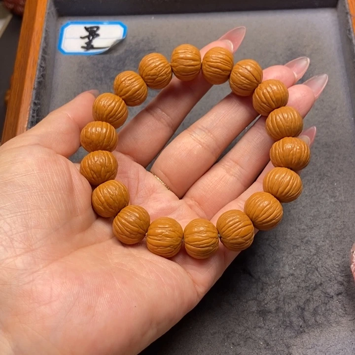 猴头核桃吊坠菩提