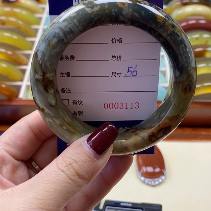 岫玉手镯未镶嵌手镯