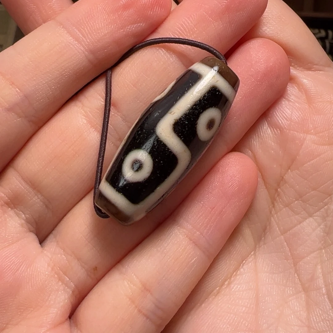 刘***_玛瑙/玉髓未镶嵌颈饰