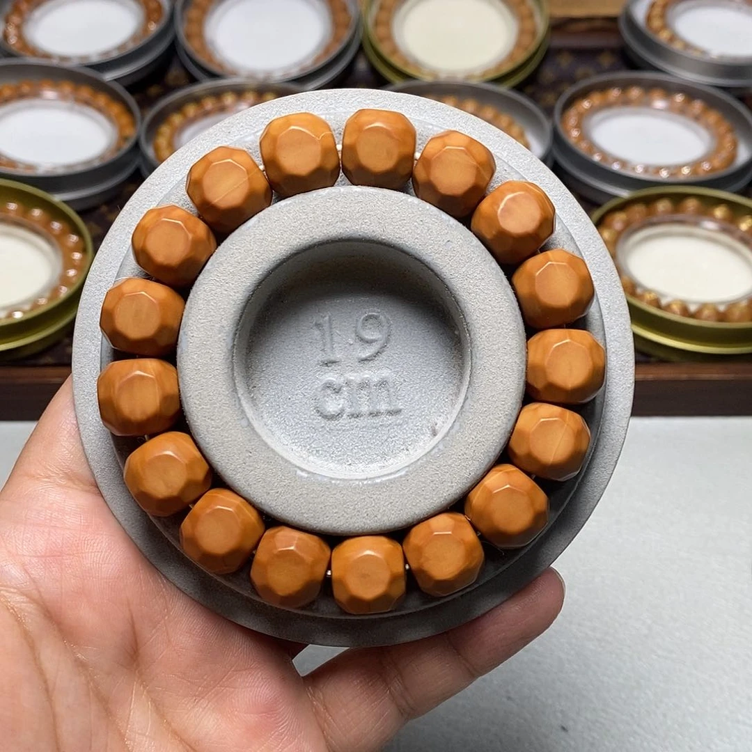 猴头核桃手串25号全品龙炎星耀六方13左右
