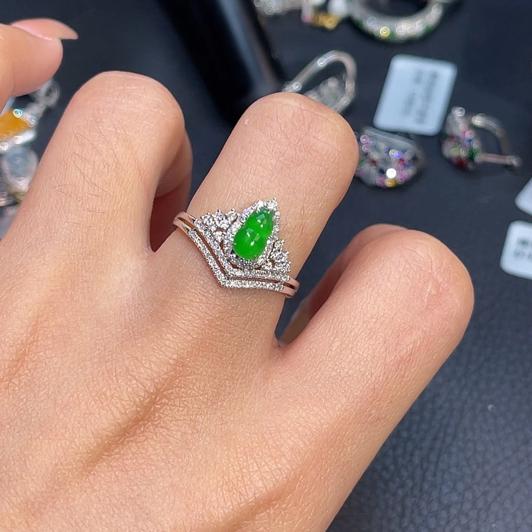 翡翠戒指18K金镶嵌葫芦