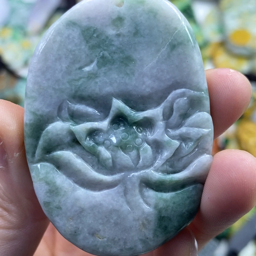 翡翠未镶嵌颈饰吊坠