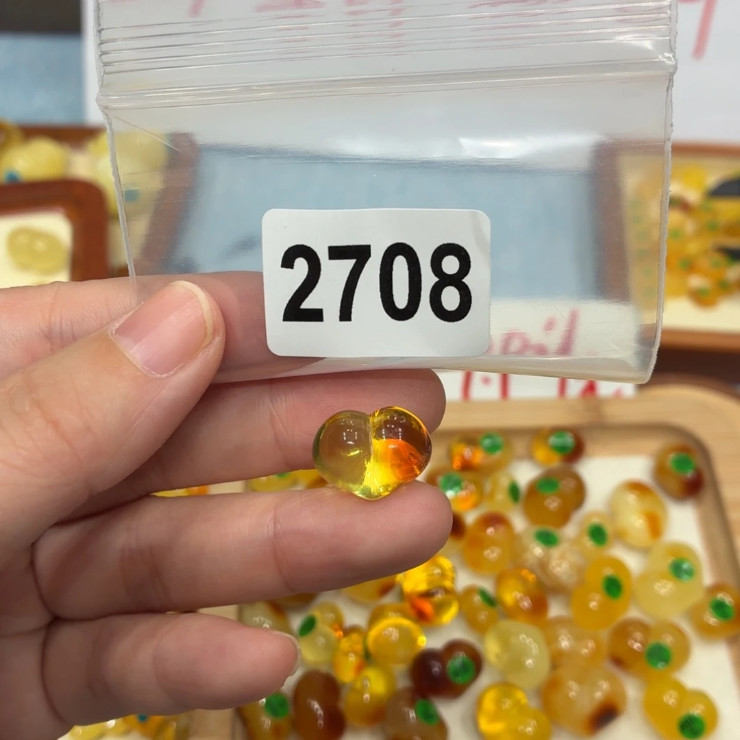 琥珀未镶嵌珠宝奇石