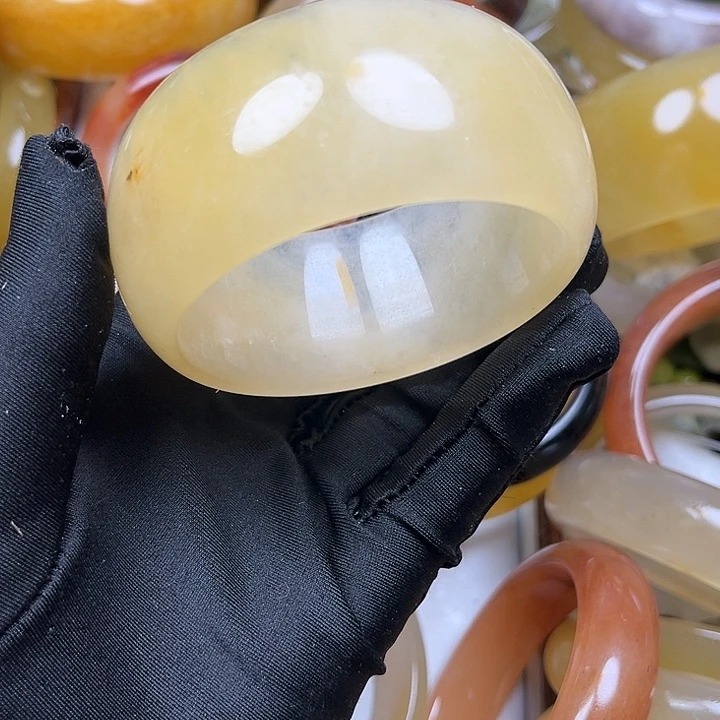 未镶嵌和田玉挂件57