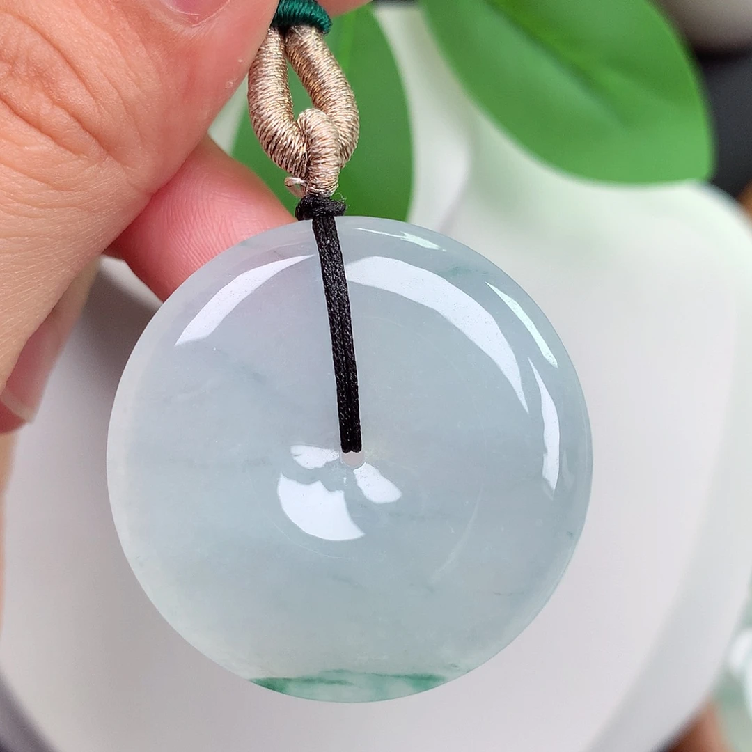 颈饰未镶嵌翡翠平安扣 35.8x5.8mm