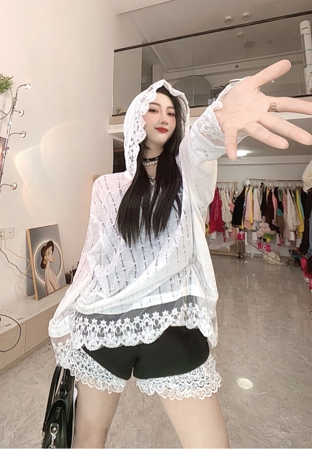 蕾蕾家初秋新款镂空拼接蕾丝假两件上衣