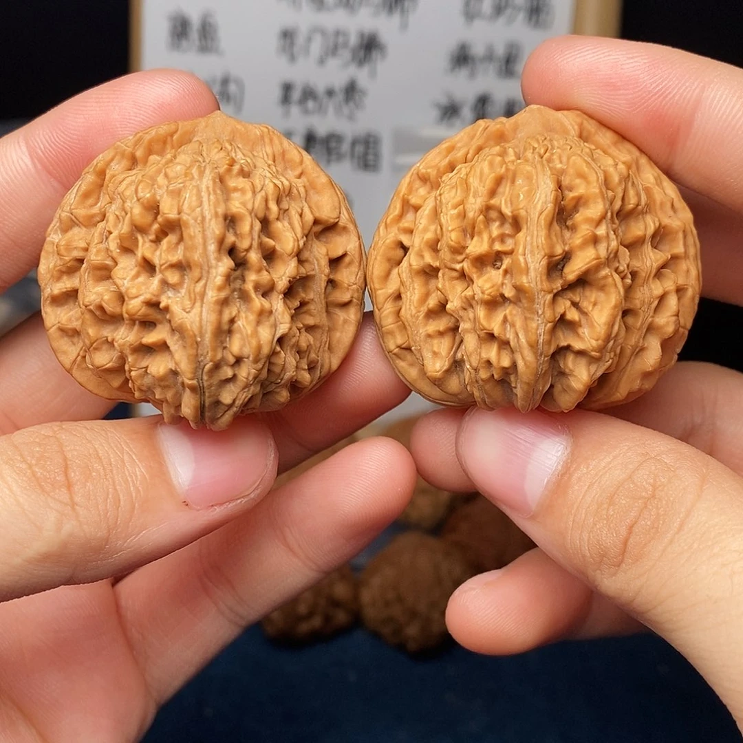 文玩核桃吊坠楼子