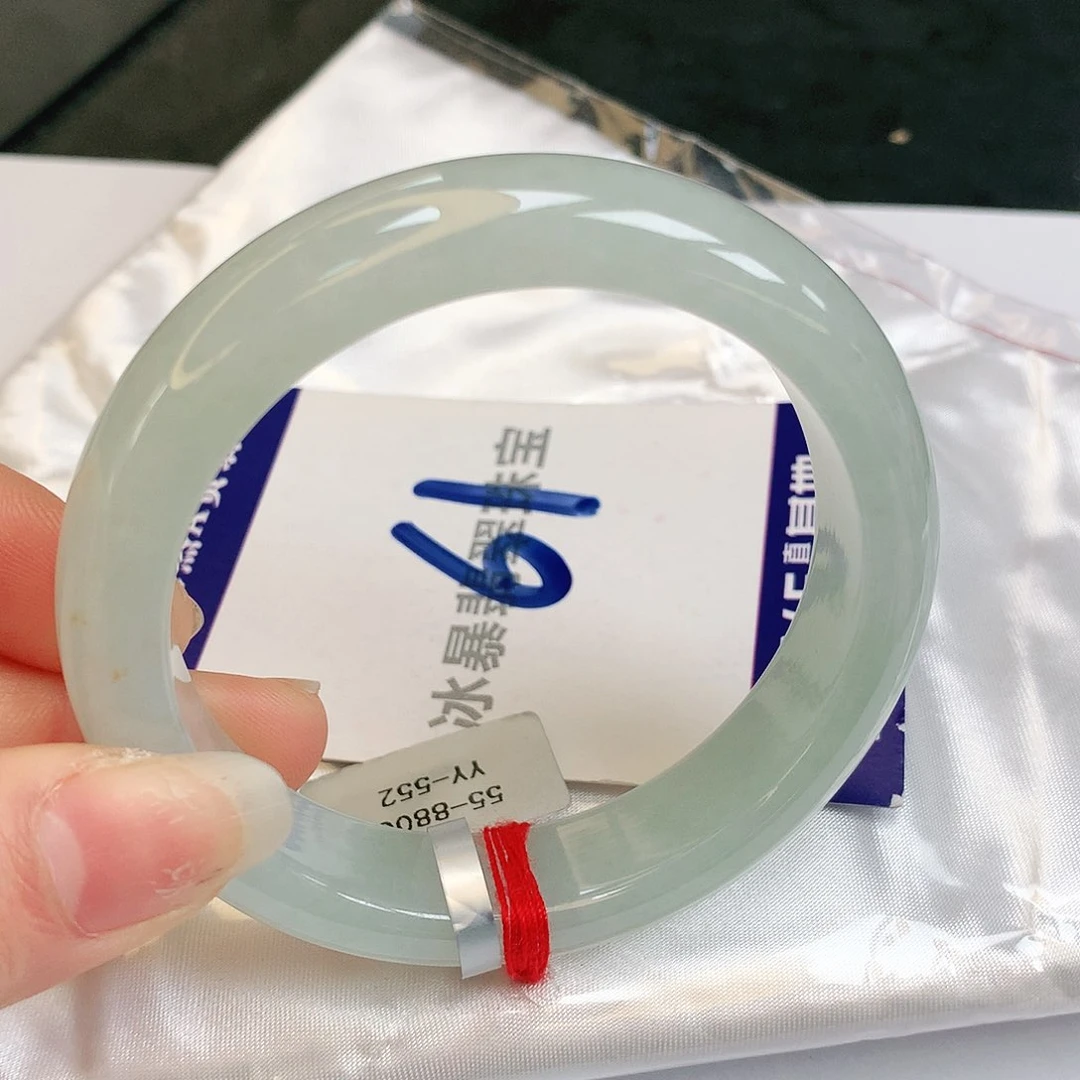 翡翠手镯未镶嵌缅甸天然a货翡翠