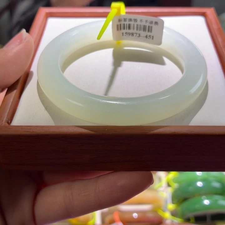 和田玉未镶嵌手镯57 52.53.54