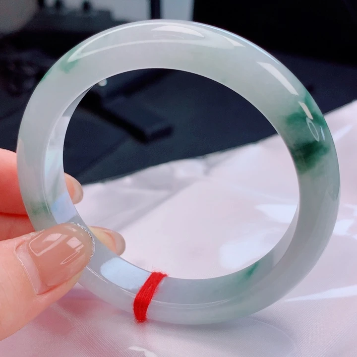 翡翠未镶嵌手镯57 。58