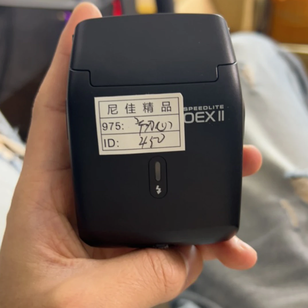 9新 佳能 卡口 二手单反相机/镜头（无配件）