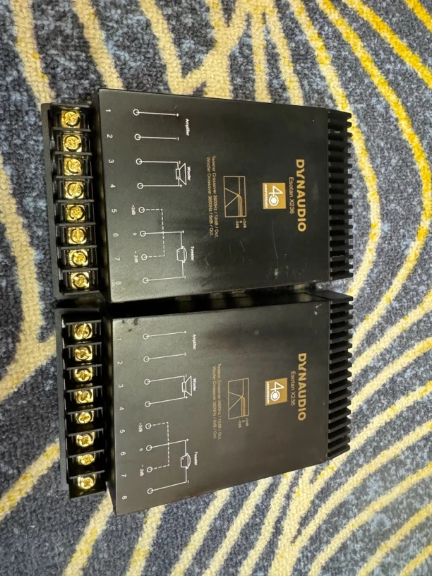 丹拿236两分频喇叭分频器