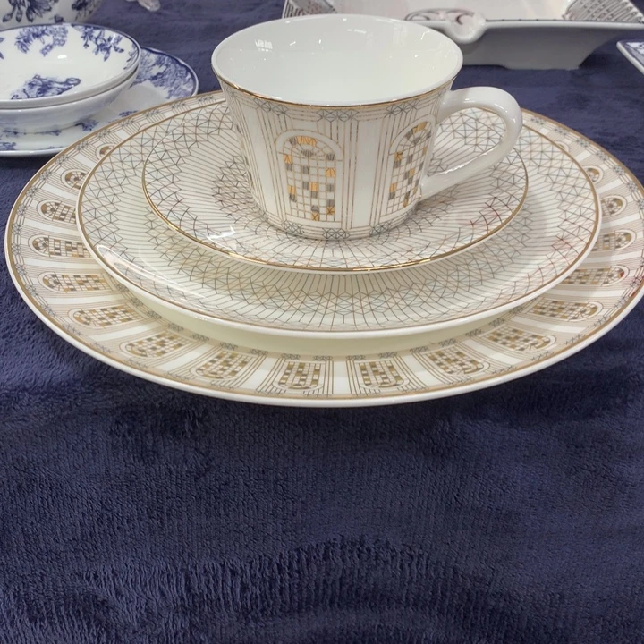 瓷片全套的都有的啊