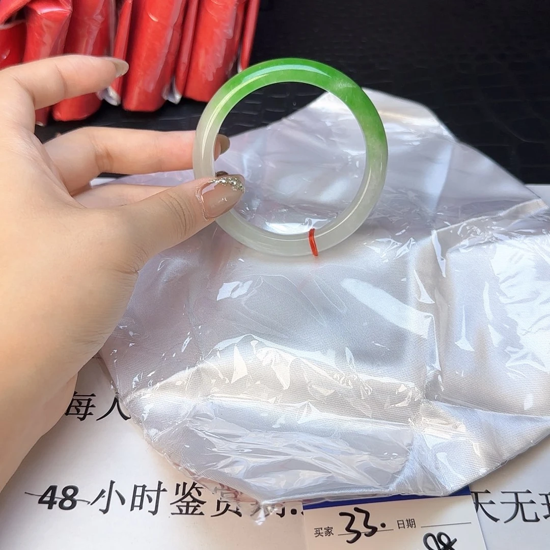 未镶嵌手镯翡翠33