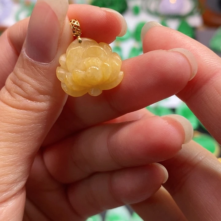 颈饰未镶嵌翡翠吊坠