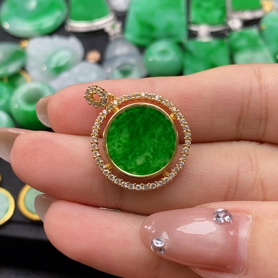 翡翠颈饰银S925镶嵌翡翠