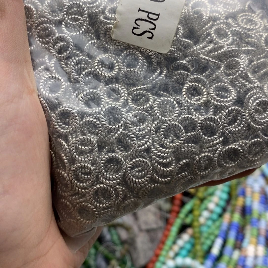 玛瑙/玉髓未镶嵌珠宝半成品50克麻花圈C183