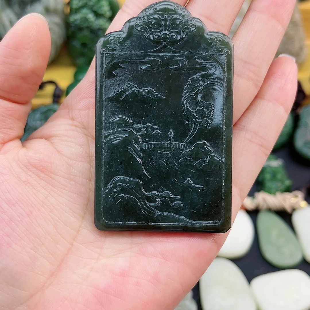 和田玉未镶嵌颈饰