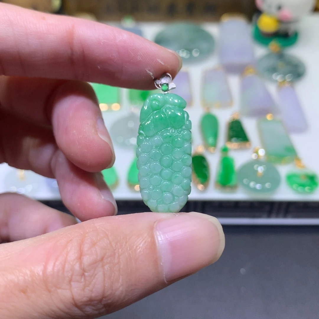 翡翠18K金镶嵌吊坠(不含链)