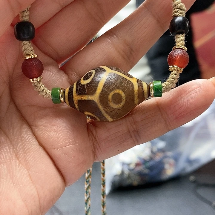 玛瑙/玉髓颈饰合金