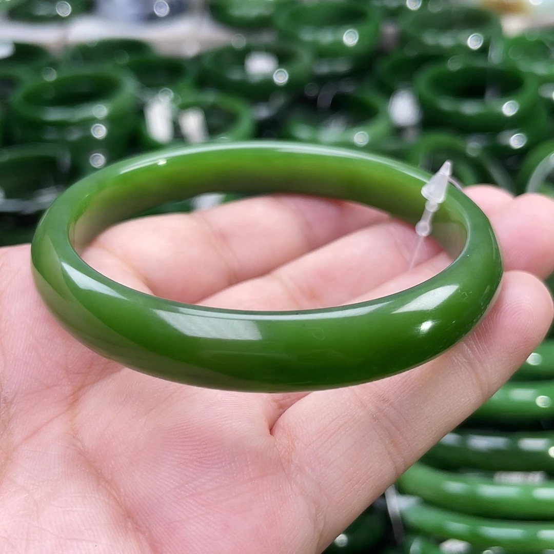 未镶嵌手镯和田玉（碧玉）