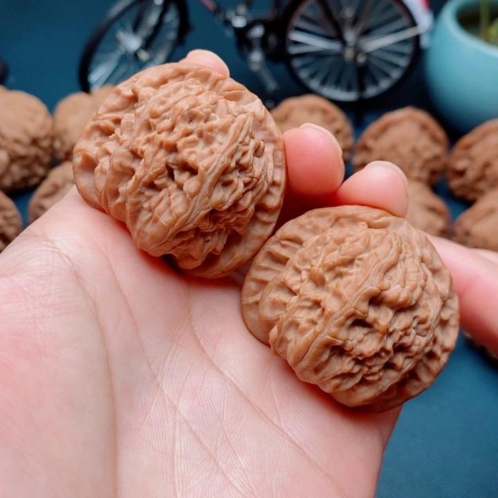 把件文玩核桃白狮子40全品