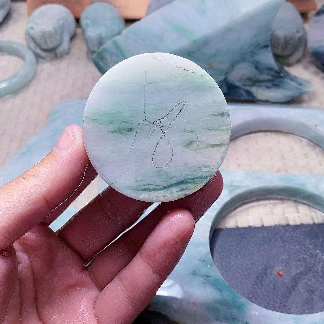 翡翠未镶嵌颈饰888