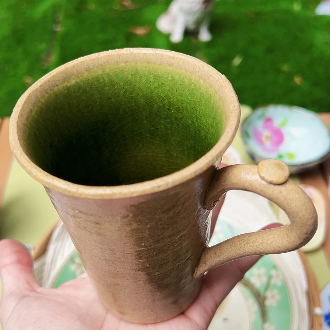 咖啡杯和茶杯也好好吃喔呜呜