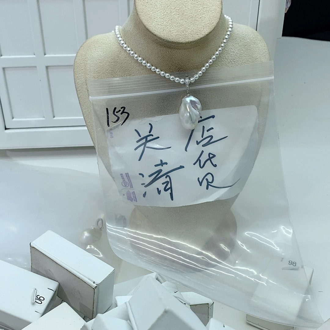 淡水珍珠颈饰合金