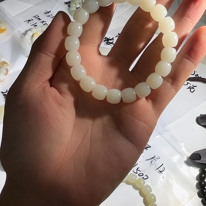 铁***娃手链未镶嵌和田玉