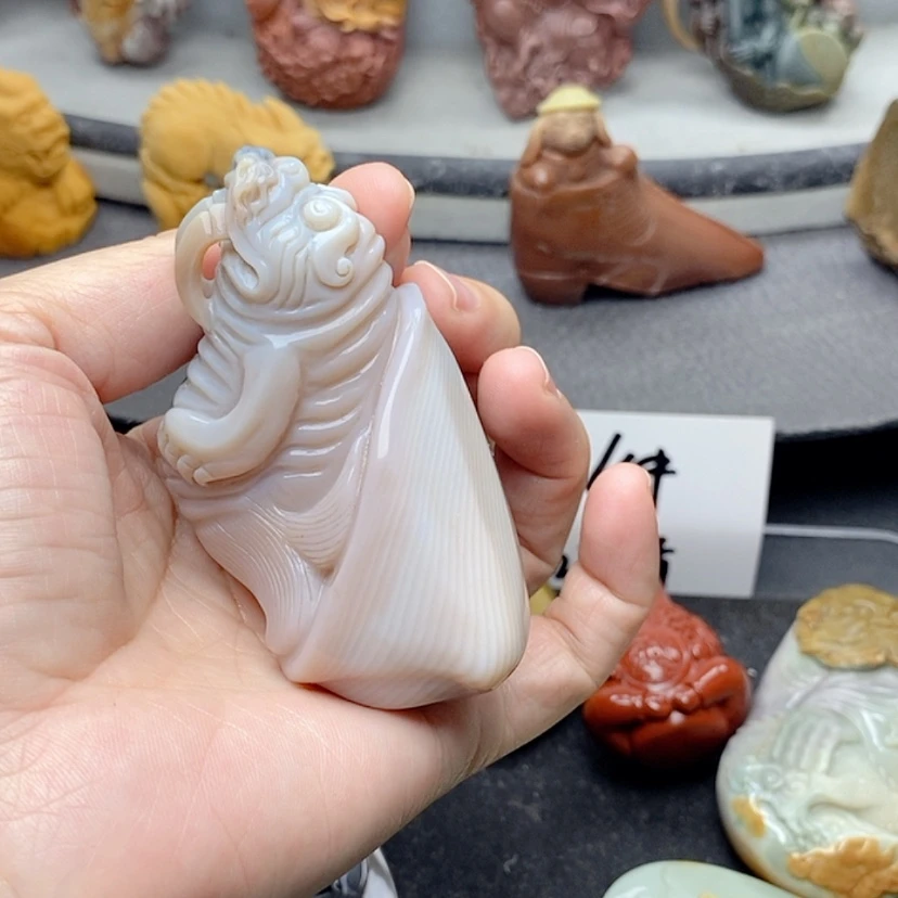 【闪购商品】定制石英质玉吊坠未镶嵌