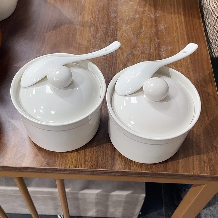 白瓷餐盘餐盘餐盘