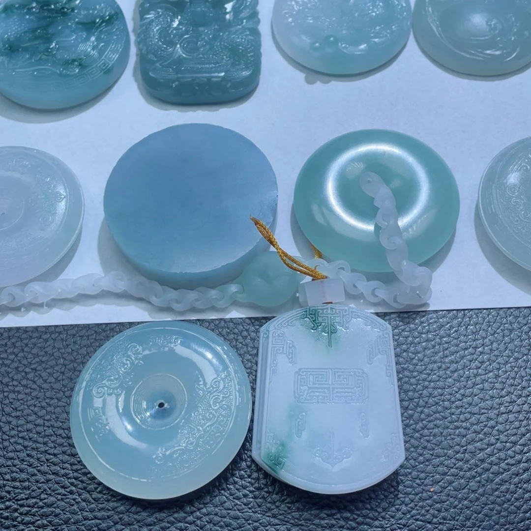 【闪购商品】未镶嵌定制翡翠