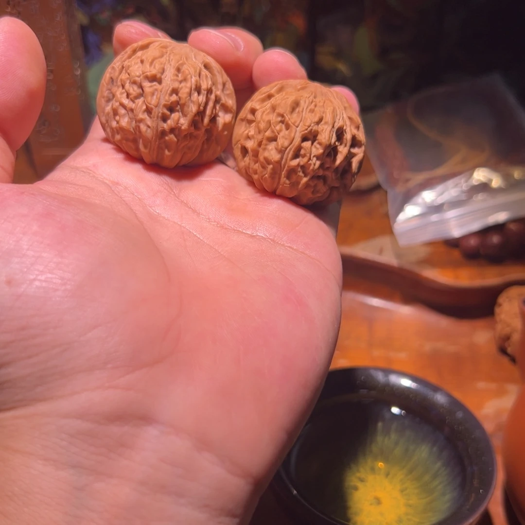 杨***木吊坠文玩核桃39➕全品汉高楼，有皮质有骨质有分量