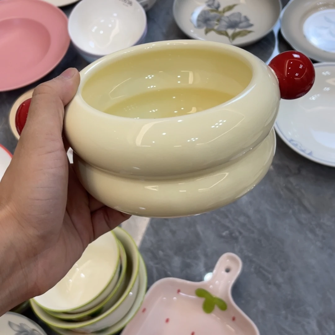 陶瓷微瑕餐具介意勿拍，满18飞！