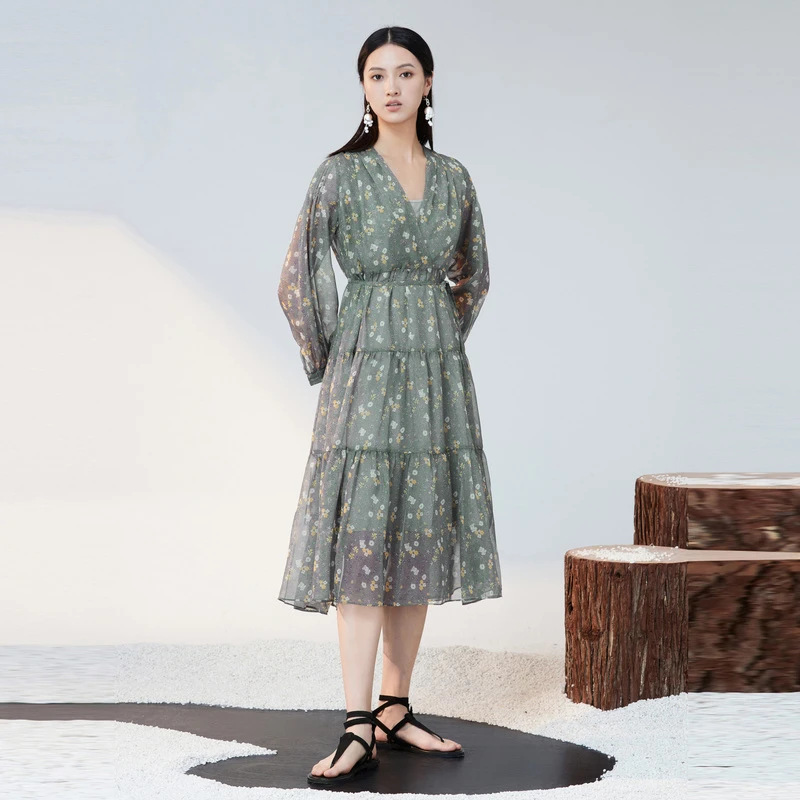 sdeer圣迪奥女装时尚气质V领收腰碎花吊带两件套连衣裙S223Z126V