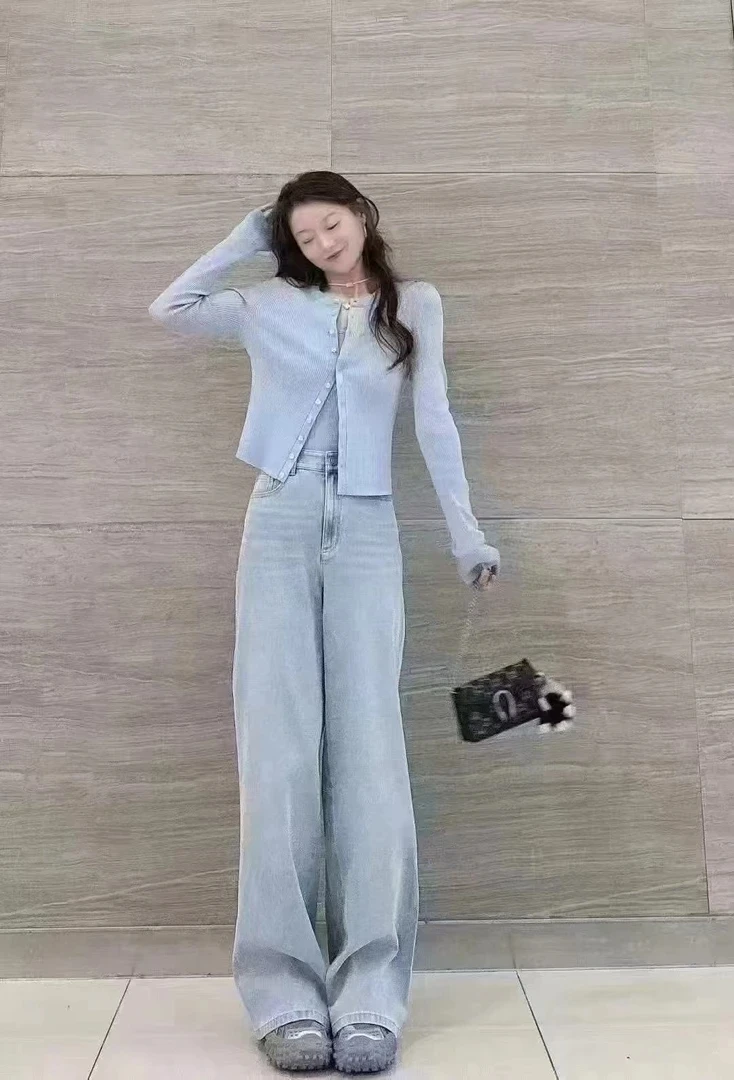 阿家高腰百搭气质牛仔裤微瑕